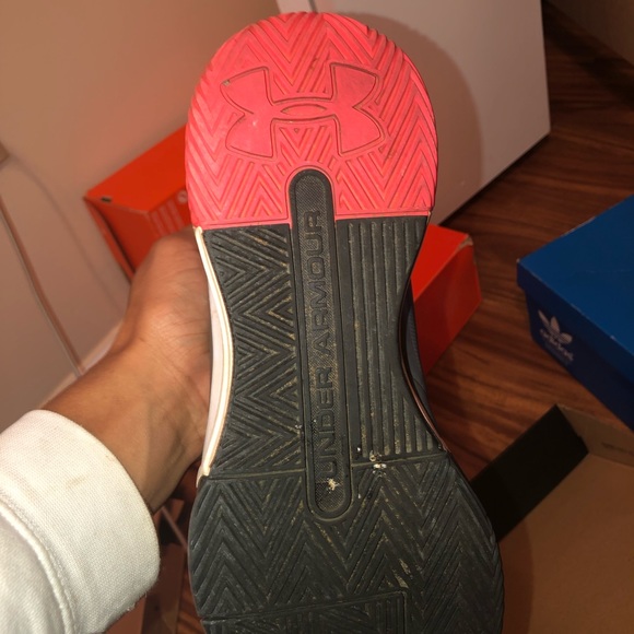 Basketball Shoes 🏀UA Lockdown 2 - Picture 7 of 7